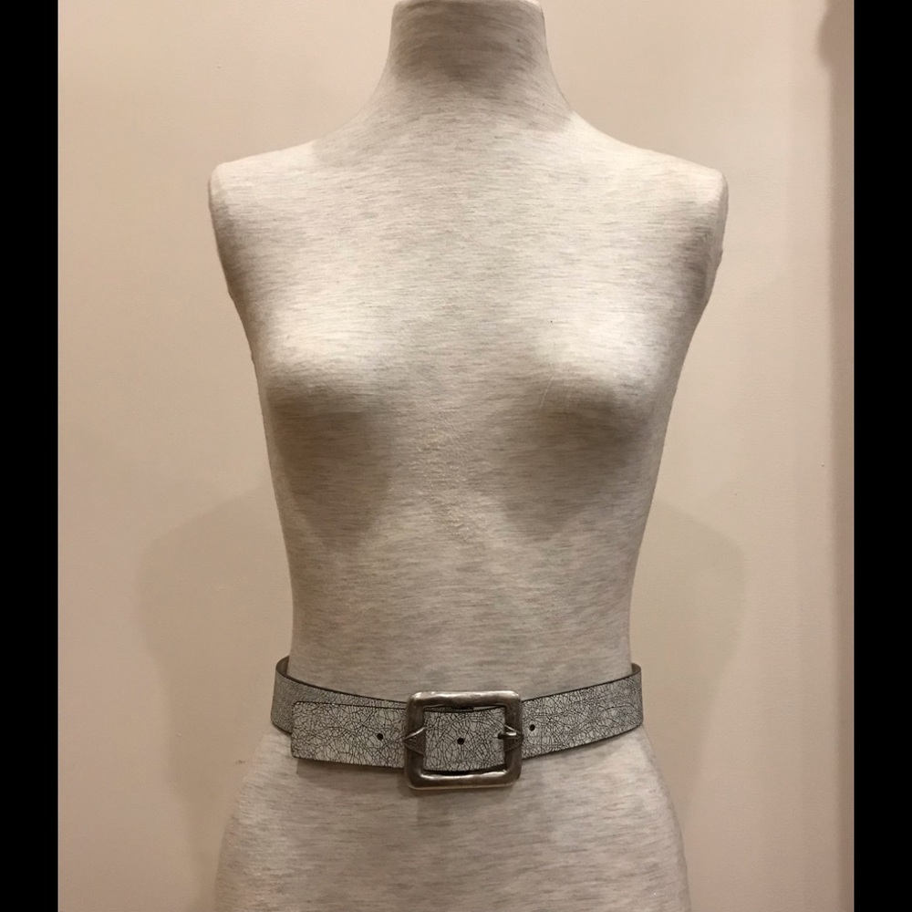 SOLD ON MERCARI!!! Streets Ahead metal and leather belt. Excellent used conditio - Picture 2 of 5